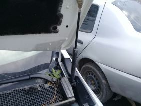 Dacia Dokker Orijinal Çıkma Kaput Menteşesi