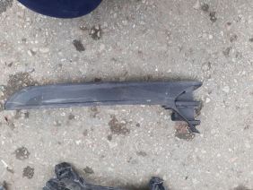 Renault Clio 4 Makyajli Orijinal Çıkma Far Alt Kası