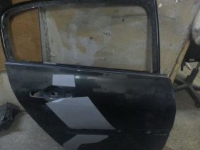 Renault Megane 2 Orjinal Çıkma Sağ Arka Kapı Siyah Renk Orjinal Cıkma