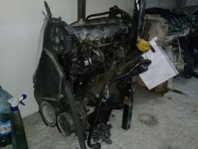 Renault Scenic 1 ( 2001 - 2003 ) Orijinal Çıkma 1.9 Motor